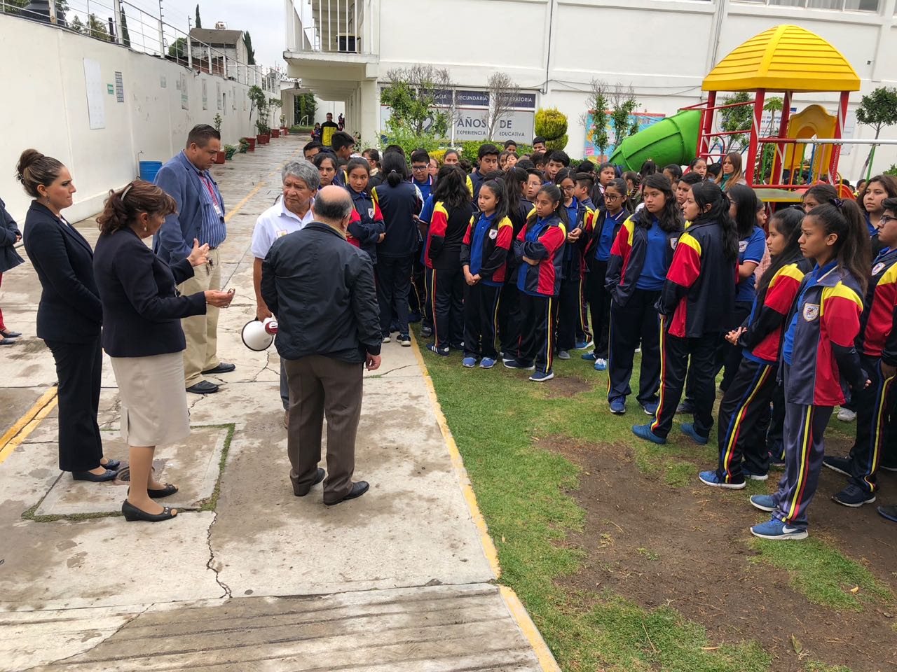 PC realiza simulacro de sismos en el Instituto Cuauhtémoc en Zacatelco